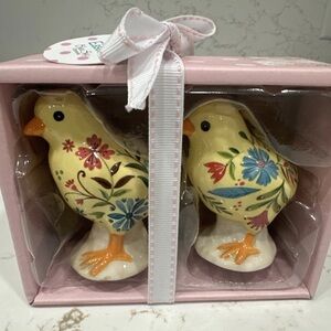Blue Sky Clayworks Floral Chicks Birds Easter Salt & Pepper Shakers #20320